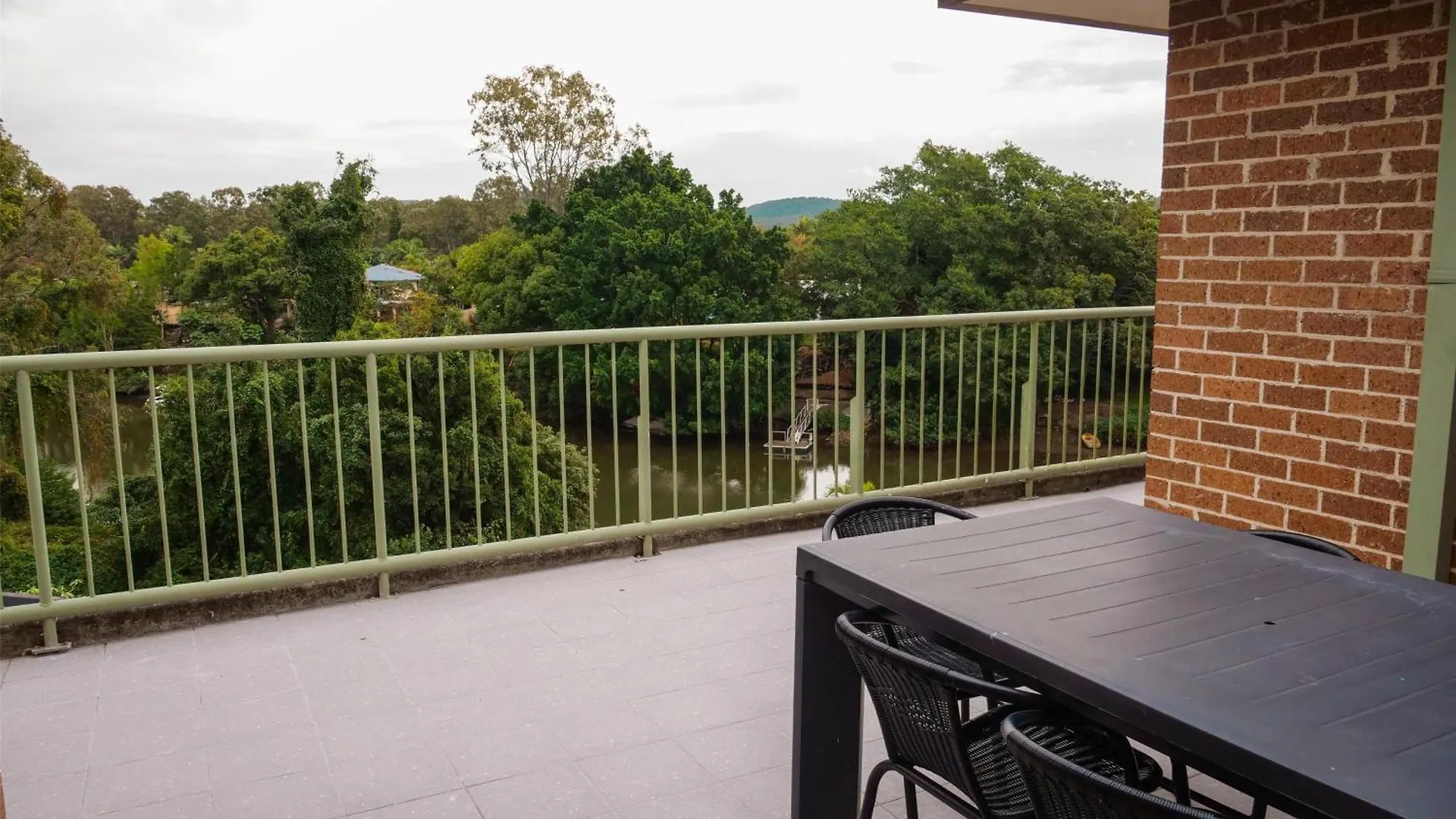 Nightcap At Hinterland Hotel Nerang Gold Coast